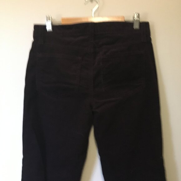 Second Yoga Canadian Made Wine Coloured Slim Fit Corduroy Pants - Picture 5 of 14